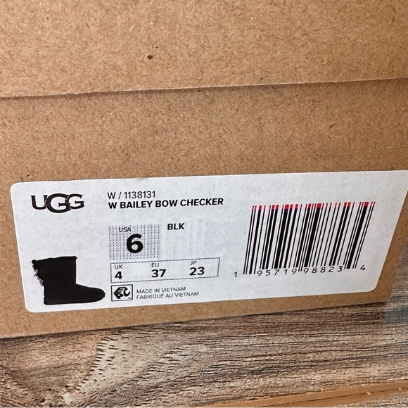 Ugg Black Bailey Bow Checker Uggplush Lining Winter Warm Slip-on Boot Size 6 - Picture 2 of 9